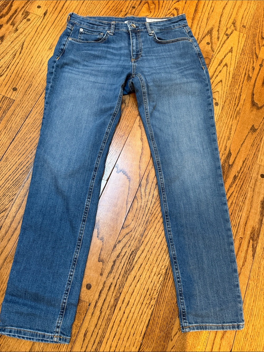 Rag & Bone sz 26 Dre Low-Rise Slim Boyfriend Jeans Clearwater Colour Denim